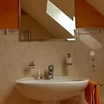 Affittacamere Wein- Und Gaestehaus Genetsch 3*
