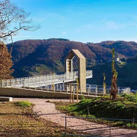 Wein- Und Gaestehaus Genetsch Pensión Lieser