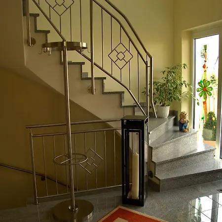 Wein- Und Gaestehaus Genetsch 3* Lieser