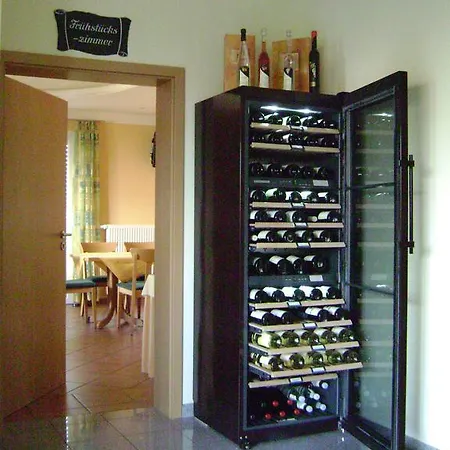 Wein- Und Gaestehaus Genetsch