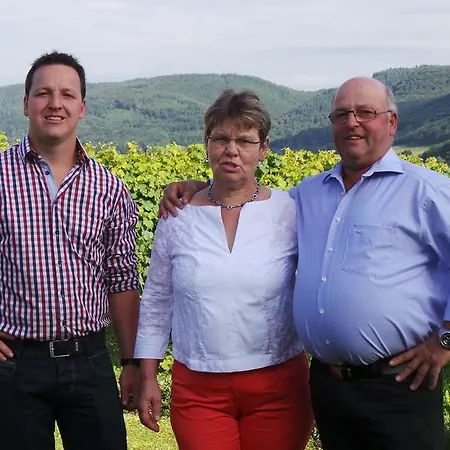 Pensión Wein- Und Gaestehaus Genetsch