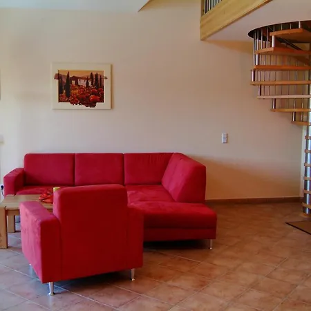 Wein- Und Gaestehaus Genetsch Pensión Lieser