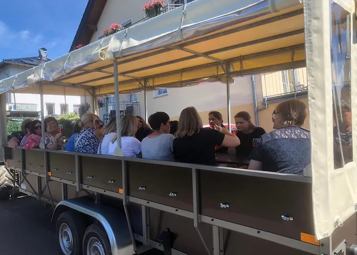 Wein- Und Gaestehaus Genetsch 招待所