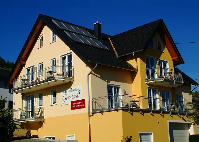 Wein- Und Gaestehaus Genetsch ゲストハウス リーザー