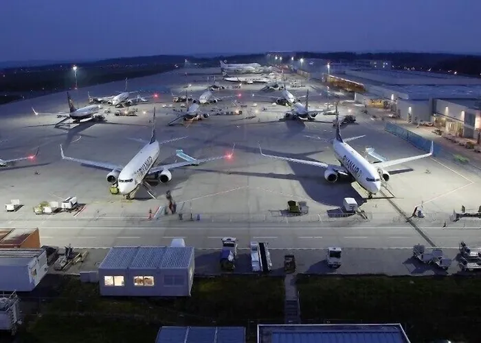 Wein- Und Gaestehaus Genetsch 招待所