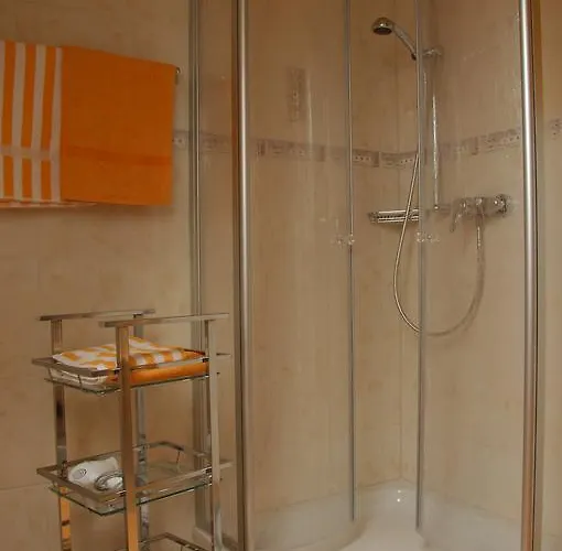 招待所 Wein- Und Gaestehaus Genetsch 3*