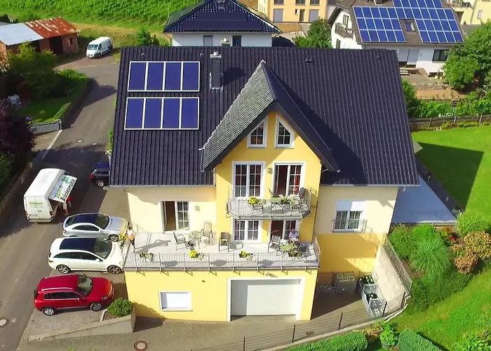 Pensión Wein- Und Gaestehaus Genetsch 3*