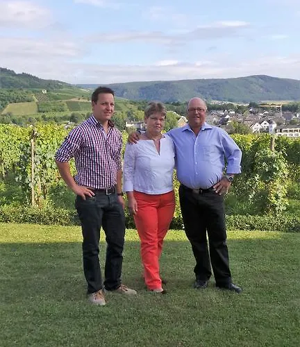 招待所 Wein- Und Gaestehaus Genetsch 利塞尔