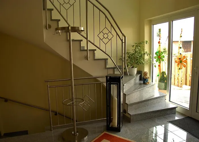 Wein- Und Gaestehaus Genetsch 3* 利塞尔