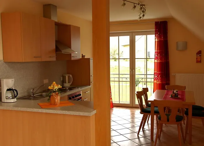 ゲストハウス Wein- Und Gaestehaus Genetsch