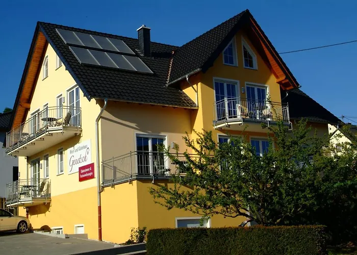 Wein- Und Gaestehaus Genetsch 3*